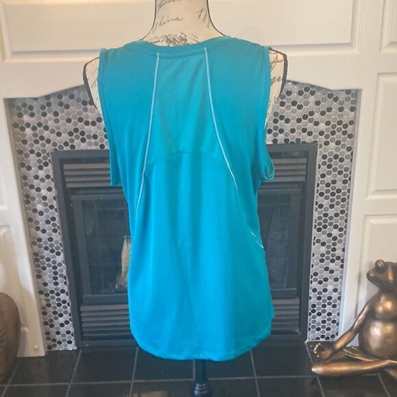 Champion teal workout tank, size XL, good used condition - Picture 5 of 10